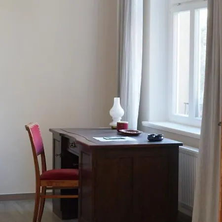 Loftwohnung Beim Winzer - Gruen & Stadtnah - Hund Willkommen Langebruck