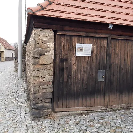 Appartement Loftwohnung Beim Winzer - Gruen & Stadtnah - Hund Willkommen Langebruck
